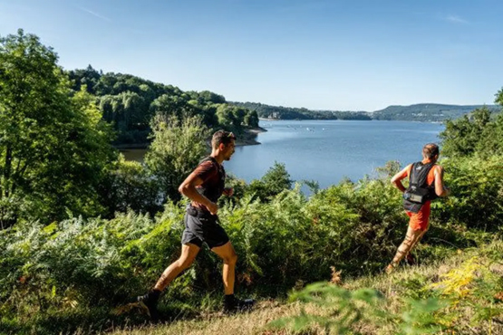 trail_aquaterra.jpg (209 345 bytes)